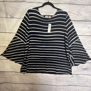 Chico's Travelers Top SZ 4 (20)Black White Striped Slinky Knit Flare Sleeve Boho